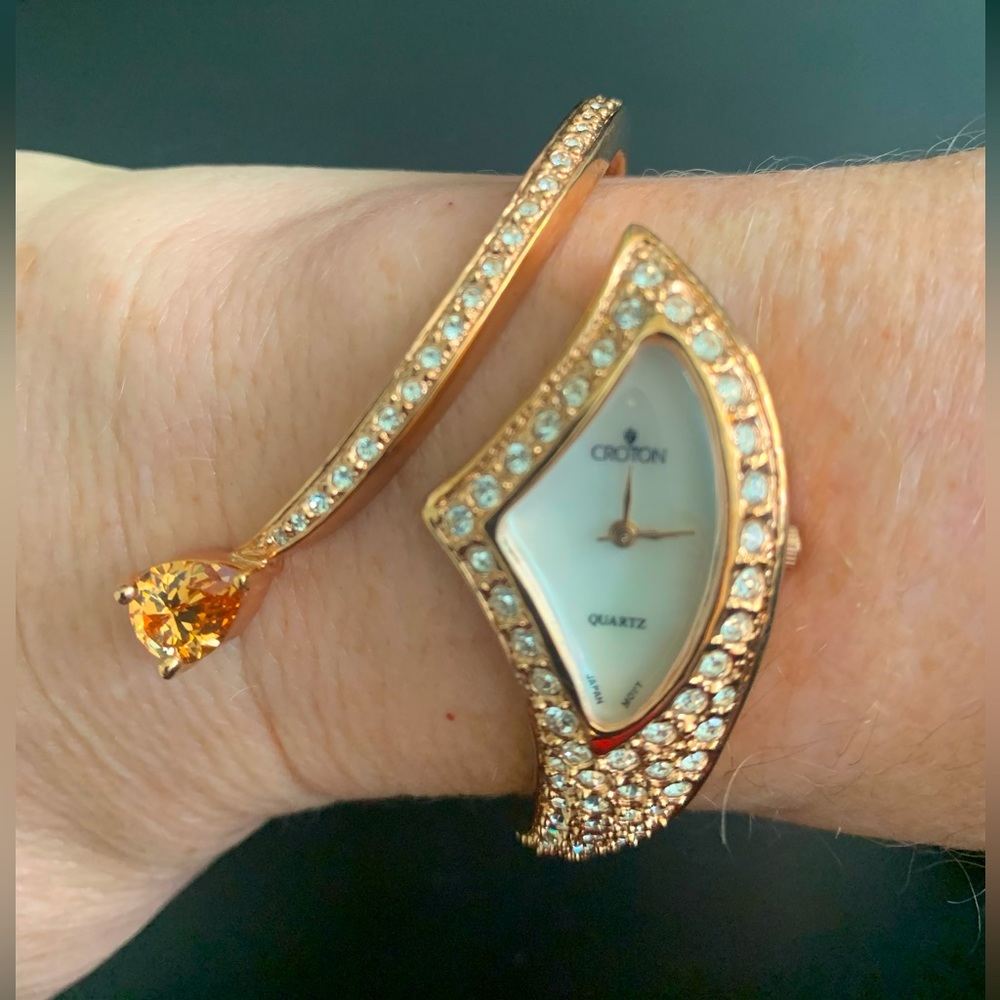 Womens Croton rhinestone rose gold bracelet watch with mother of pearl face